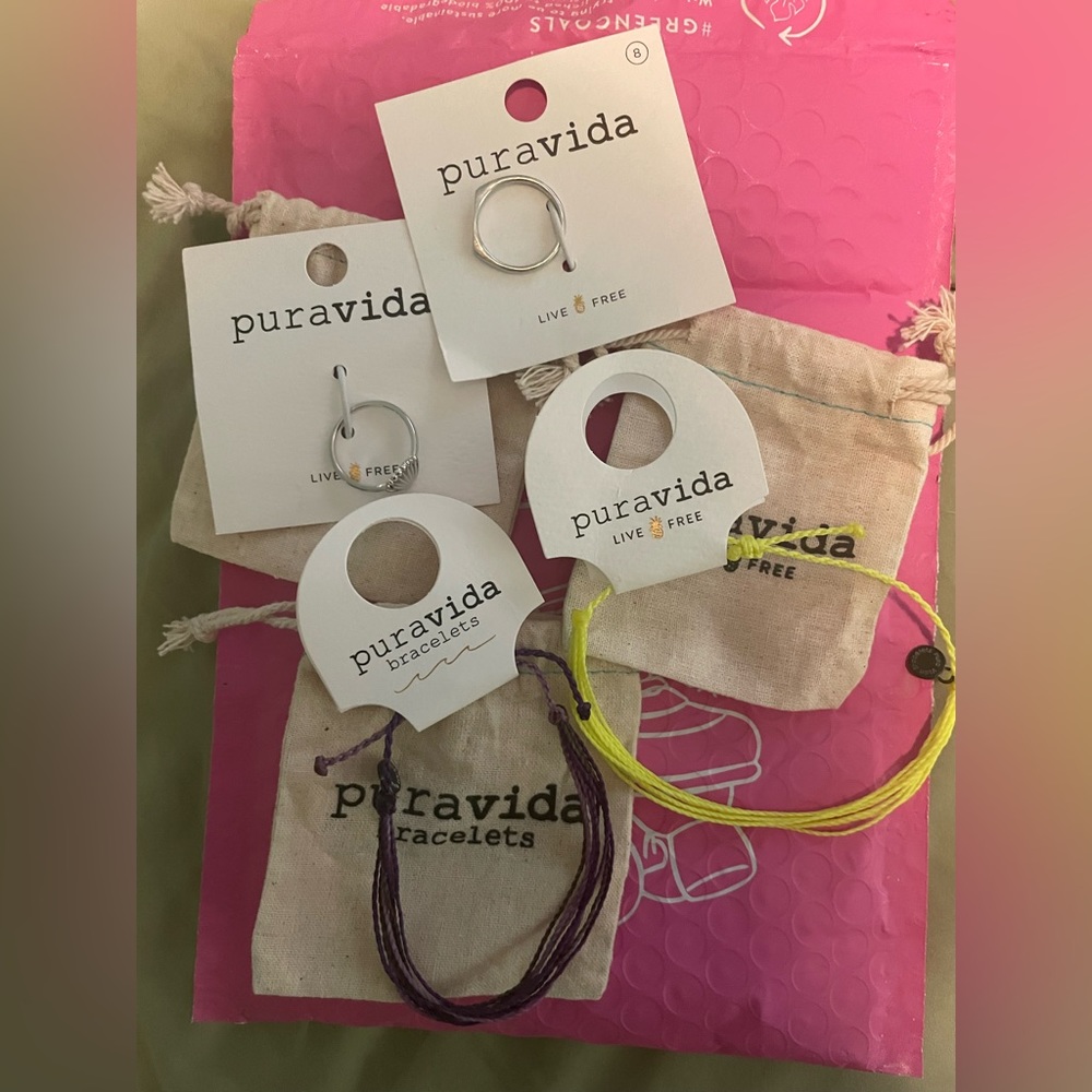 PURA VIDA bundle Rings and Bracelets